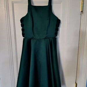 Green Jules & Cleo Dress Size 4